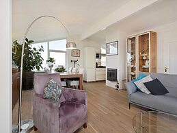 Lovely Family Villa With Garden in Kamperland