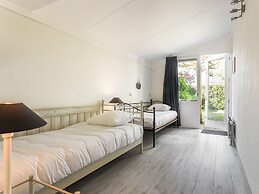 Lovely Family Villa With Garden in Kamperland