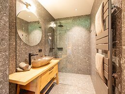 Chalet in Wolting in a Delightful Area