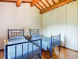 Villa in Borgo Pace With Private Pool