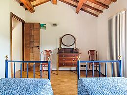 Villa in Borgo Pace With Private Pool