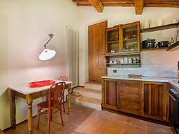 Villa in Borgo Pace With Private Pool