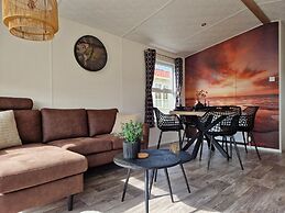 Cozy Chalet With Spacious Garden on a Holiday Park