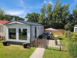 Cozy Chalet With Spacious Garden on a Holiday Park