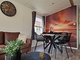 Cozy Chalet With Spacious Garden on a Holiday Park