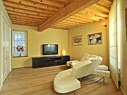 Elegant Accommodation in the Center of Lucca, With Terrace Private Ind