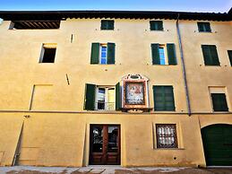 Elegant Accommodation in the Center of Lucca, With Terrace Private Ind