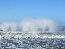 Just Before the Cape, Holiday Home B