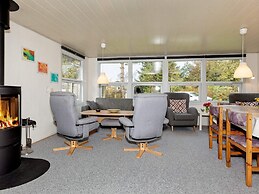 4 Star Holiday Home in Hals