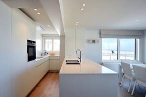 Golf Apartment With Balcony Near the sea