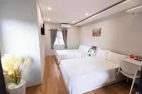 Cosmos Hotel Nha Trang