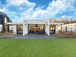 Family Villa on the Water Near Harderwijk