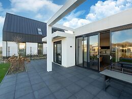 Family Villa on the Water Near Harderwijk