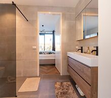 Family Villa on the Water Near Harderwijk