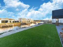 Family Villa on the Water Near Harderwijk