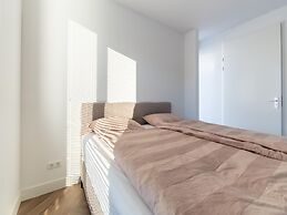 Family Villa on the Water Near Harderwijk