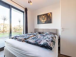 Family Villa on the Water Near Harderwijk