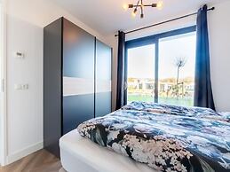 Family Villa on the Water Near Harderwijk