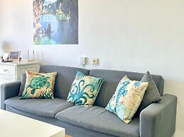 Seaside Flat With Shared Pool