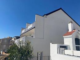 Apartment Stipic Omis - Three Bedroom Apartment With Terrace