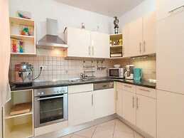 Apartment Stipic Omis - Three Bedroom Apartment With Terrace