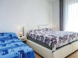 Apartment Stipic Omis - Three Bedroom Apartment With Terrace