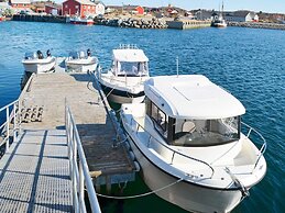 6 Person Holiday Home in Laukvik-by Traum