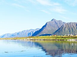 6 Person Holiday Home in Laukvik-by Traum