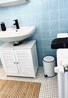 Sea air Modern Retreat