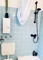 Sea air Modern Retreat