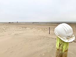 Sea air Modern Retreat