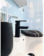 Sea air Modern Retreat