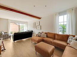 Lush Holiday Home in Limburg With Jacuzzi