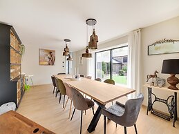 Lush Holiday Home in Limburg With Jacuzzi