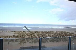 Apartment in Nieuwpoort With Terrace