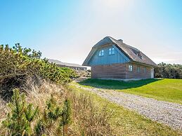 7 Person Holiday Home in Ulfborg