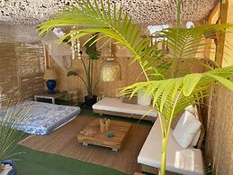 Belvilla by OYO La Esquina Casa