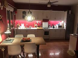 Belvilla by OYO La Esquina Casa