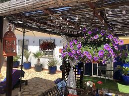 Belvilla by OYO La Esquina Casa