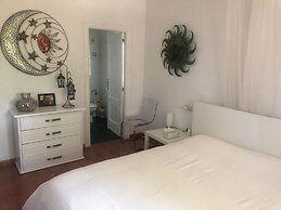 Belvilla by OYO La Esquina Casa