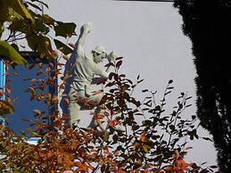 Engemann Modern Retreat