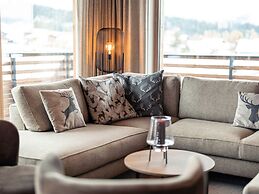 Luxury Penthouse, ski Lift Within Walking Distance