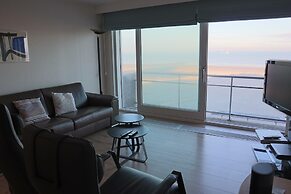 Apartment in Nieuwpoort With sea View