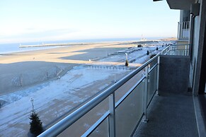 Apartment in Nieuwpoort With sea View
