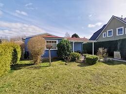 Seaman Modern Retreat