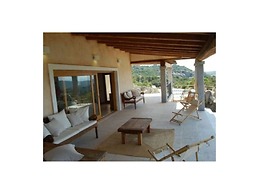 Silvaredda Comfortable Holiday Residence