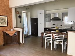 Spacious Apartment in Bardolino, Very Close to the Lake Garda