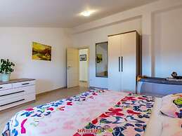 Nada Comfortable Holiday Residence