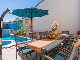 Nada Comfortable Holiday Residence