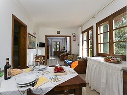 Belvilla by OYO Gardenia